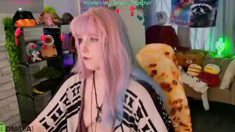 Snapshot of candy_yeahh chatting on 21, 7, 2026 Mary online show from 21, 7, 2026