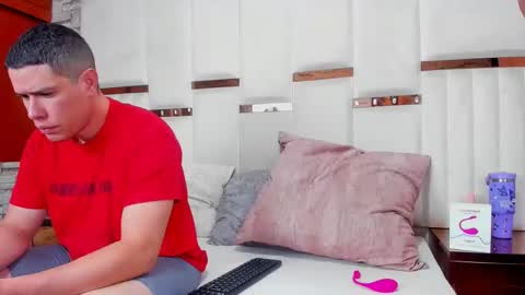 candyandsteven online show from 17, 11, 2025