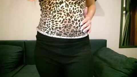 Snapshot of candycathc chatting on 6, 2, 2025 candycathc online show from 6, 2, 2025