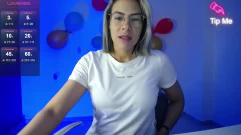 Candy Dowson online show from 24, 12, 2024