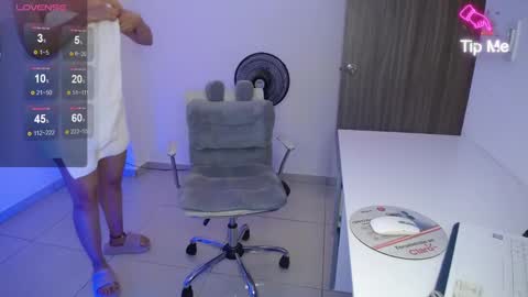 Candy Dowson online show from 13, 1, 2025