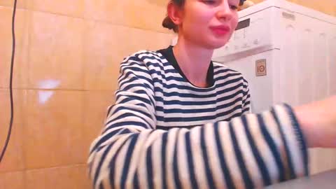 CANDYJESx online show from 12, 2, 2025