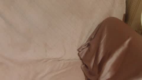 say meow and send tip  online show from 9, 4, 2026