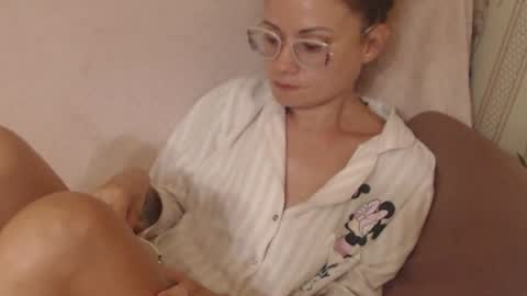 Snapshot of candylady136 chatting on 14, 7, 2026 say meow and send tip online show from 14, 7, 2026