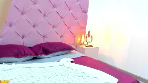 candyllucy online show from 5, 2, 2025