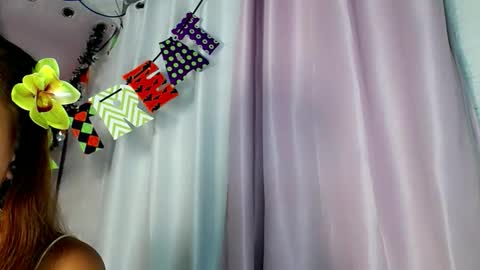 leahlex 3 online show from 28, 10, 2025