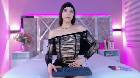 Snapshot of candyluxury_ chatting on 14, 5, 2026 candyluxury_ online show from 14, 5, 2026