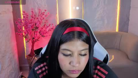 Snapshot of canela_savage_tx chatting on 27, 5, 2026 Canela online show from 27, 5, 2026