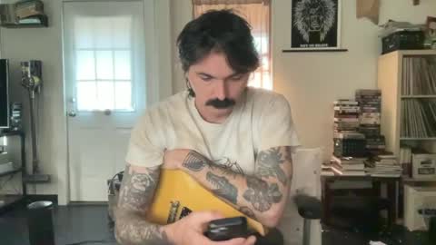 cantleavethehouse online show from 28, 2, 2025