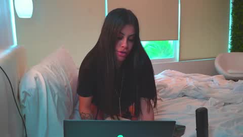 Miyah online show from 9, 9, 2025