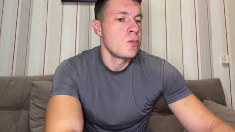Snapshot of capt_oliver chatting on 19, 6, 2026 follow my twitter online show from 19, 6, 2026