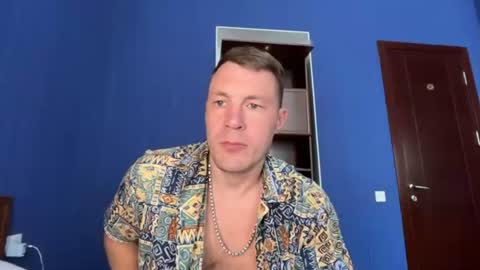 Snapshot of capt_oliver chatting on 12, 7, 2026 follow my twitter online show from 12, 7, 2026