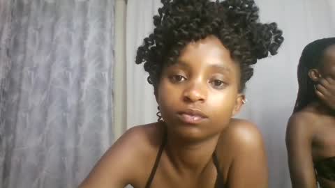 Snapshot of carababey chatting on 4, 4, 2026 carababey online show from 4, 4, 2026