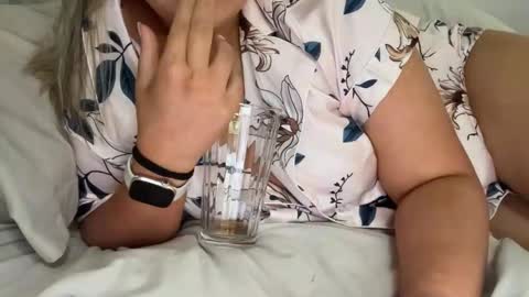 Cara Bou online show from 27, 2, 2026