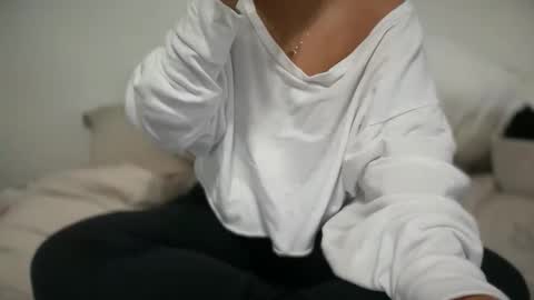 Cara Bou online show from 5, 3, 2026