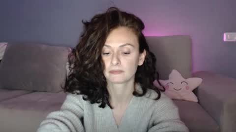 Snapshot of carakat chatting on 2, 2, 2025 carakat online show from 2, 2, 2025