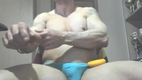 Snapshot of carin_the_body chatting on 19, 4, 2026 Laz online show from 19, 4, 2026