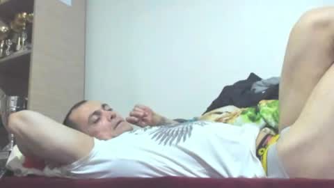 Snapshot of carin_the_body chatting on 21, 4, 2026 Laz online show from 21, 4, 2026