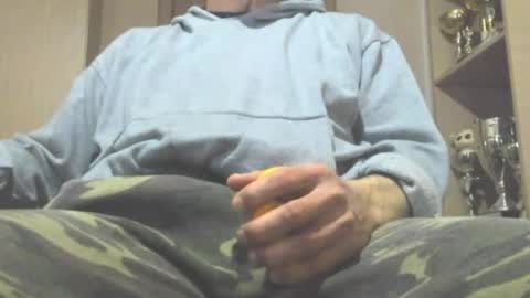 Snapshot of carin_the_body chatting on 26, 4, 2026 Laz online show from 26, 4, 2026
