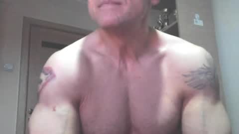 Snapshot of carin_the_body chatting on 4, 6, 2026 Laz online show from 4, 6, 2026