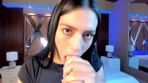 Snapshot of carina_rossi chatting on 25, 1, 2025 Carina online show from 25, 1, 2025