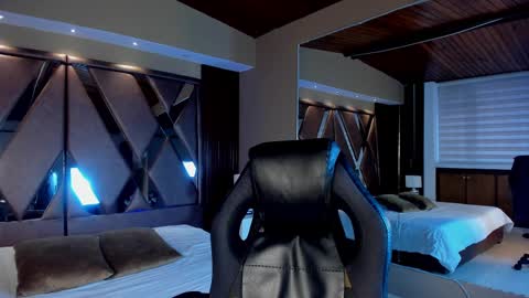 Snapshot of carina_rossi chatting on 19, 2, 2025 Carina online show from 19, 2, 2025