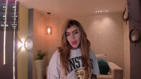 Carla Bunnis online show from 30, 11, 2025