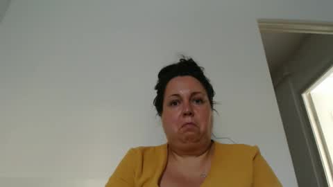 Snapshot of carlaruth chatting on 2, 5, 2026 Carlaruth online show from 2, 5, 2026