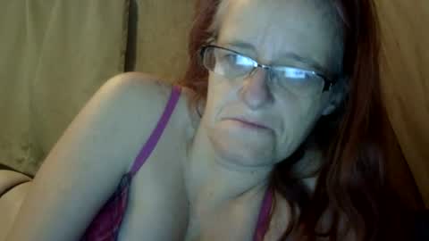 Snapshot of carleeswoman08 chatting on 31, 1, 2025 carleeswoman08 online show from 31, 1, 2025