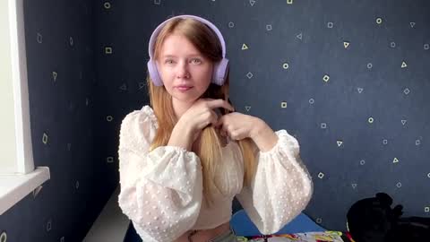 Snapshot of carlettanickas chatting on 1, 4, 2026 Kaayy Its my first day here online show from 1, 4, 2026