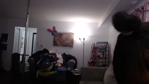 Snapshot of carliecreams chatting on 12, 1, 2025 Carlie online show from 12, 1, 2025