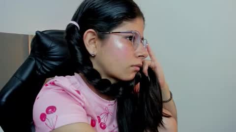 C A R L I N A online show from 11, 11, 2025