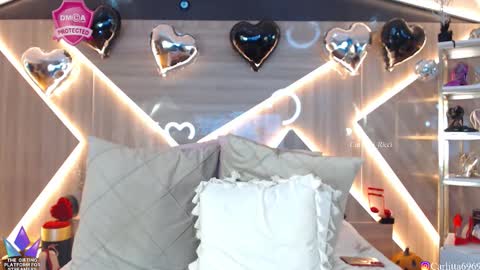 Snapshot of carlotta_ricci chatting on 12, 10, 2025 Carla Carla I am sensual goddes and i was born for loveworshipping and enjoyment. online show from 12, 10, 2025
