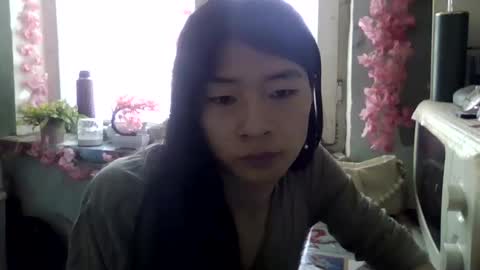 CarlyJoy online show from 25, 11, 2025