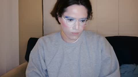 Snapshot of carnalflower95 chatting on 17, 6, 2026 Brooke online show from 17, 6, 2026