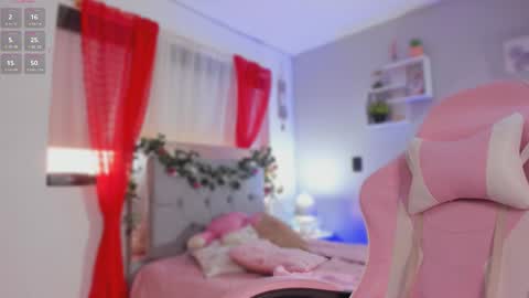 caro_sanchezz online show from 1, 12, 2025