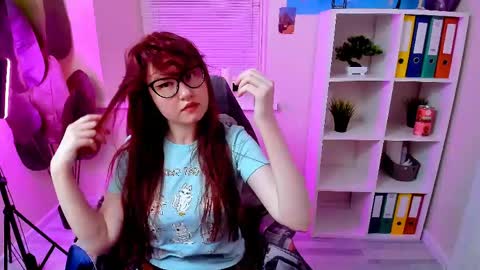 Snapshot of carol_carmen chatting on 12, 4, 2026 Carol online show from 12, 4, 2026