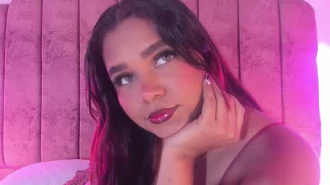 carolina_evannss online show from 5, 12, 2025