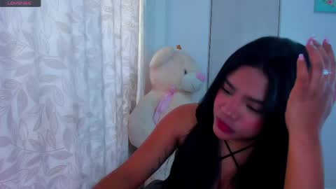Snapshot of carolinalovehot chatting on 28, 4, 2026 Carolina online show from 28, 4, 2026