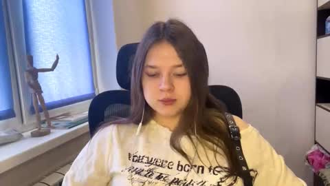 Snapshot of carolindueno chatting on 1, 3, 2026 carolindueno online show from 1, 3, 2026