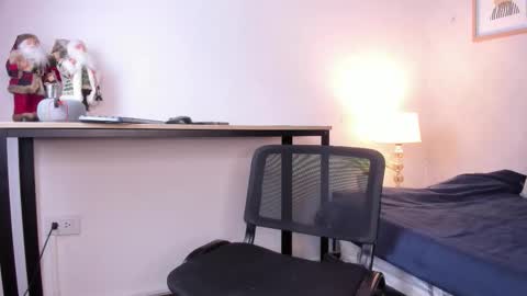  Caroline  online show from 14, 1, 2026