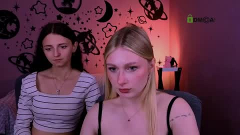 Snapshot of caroline_honeyy chatting on 31, 5, 2026 Caroline online show from 31, 5, 2026