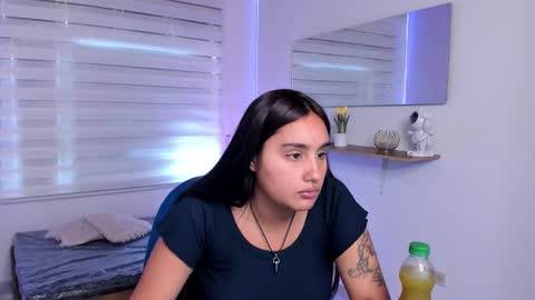 caroline_rodriguez_9 online show from 10, 2, 2026
