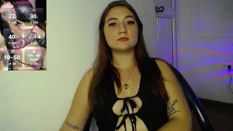 carolinee_fooox online show from 4, 3, 2026