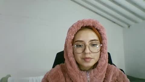 Snapshot of carolinnapinkman chatting on 29, 4, 2026 carolinnapinkman online show from 29, 4, 2026