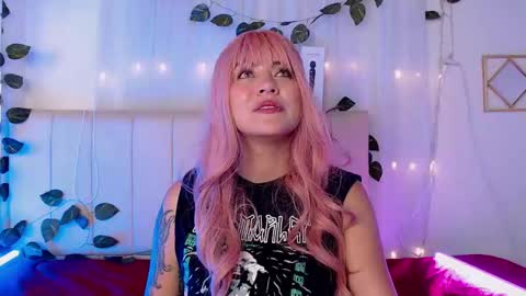    online show from 30, 1, 2025