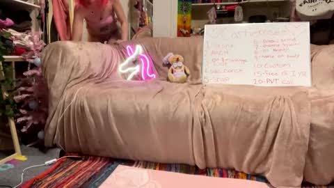 cartierosee online show from 2, 12, 2024