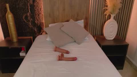 Snapshot of casandra_busting chatting on 16, 12, 2025 Casandra online show from 16, 12, 2025