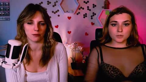 casey_meow_ online show from 15, 10, 2025