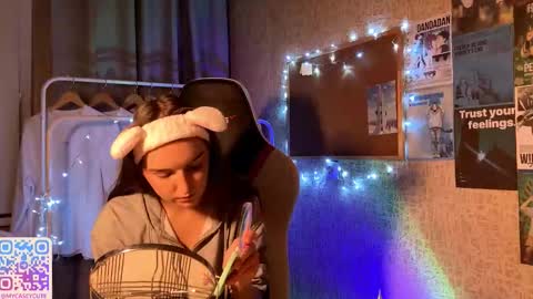 caseydoesntknow online show from 21, 10, 2025